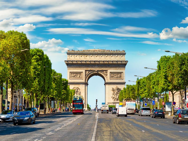 The Arc de Triomphe on the Champs-Élysées, Paris, for the KMT Solicitors France desk
